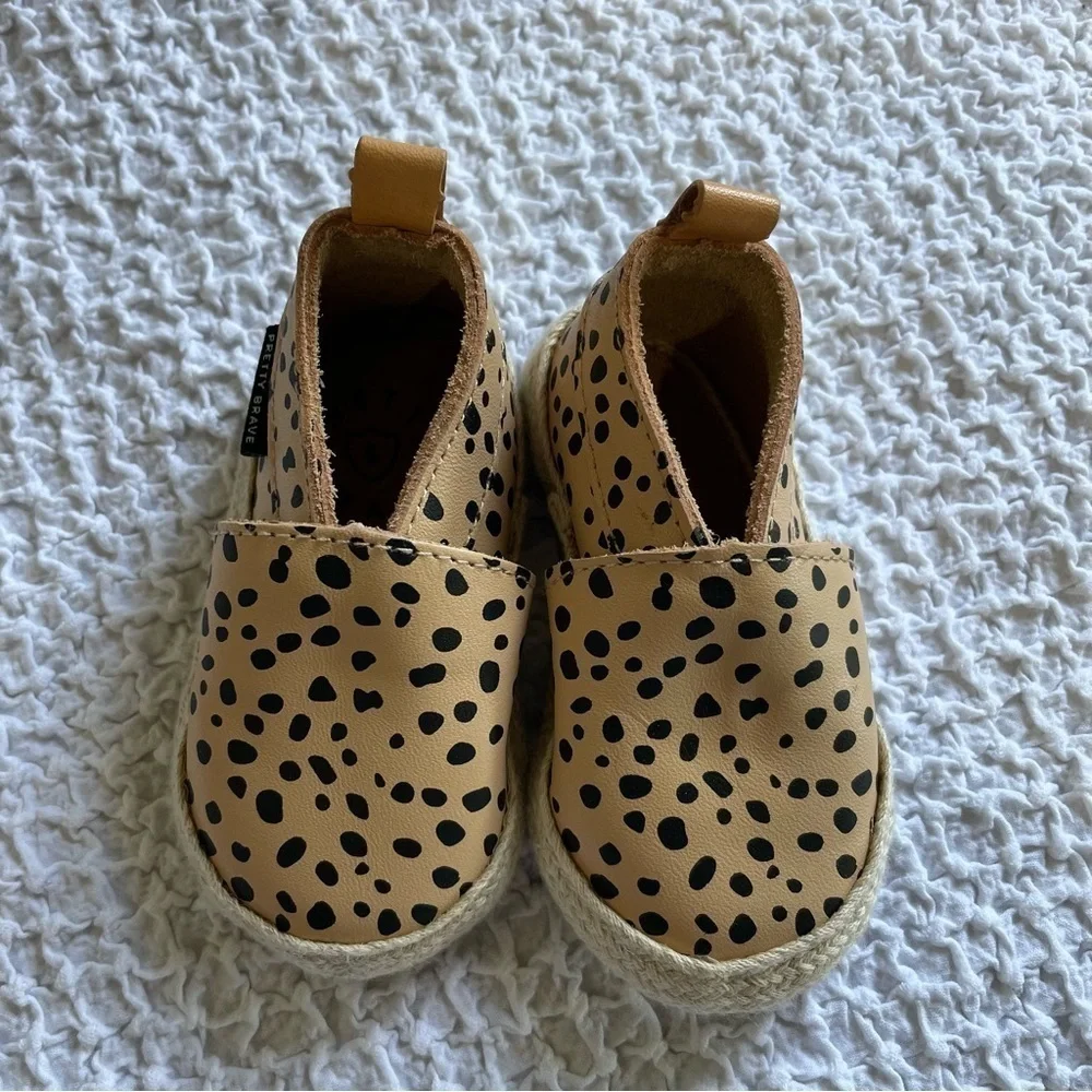 Pretty Brave Espadrilles Safari Spot Baby Shoe Size Small NWOT